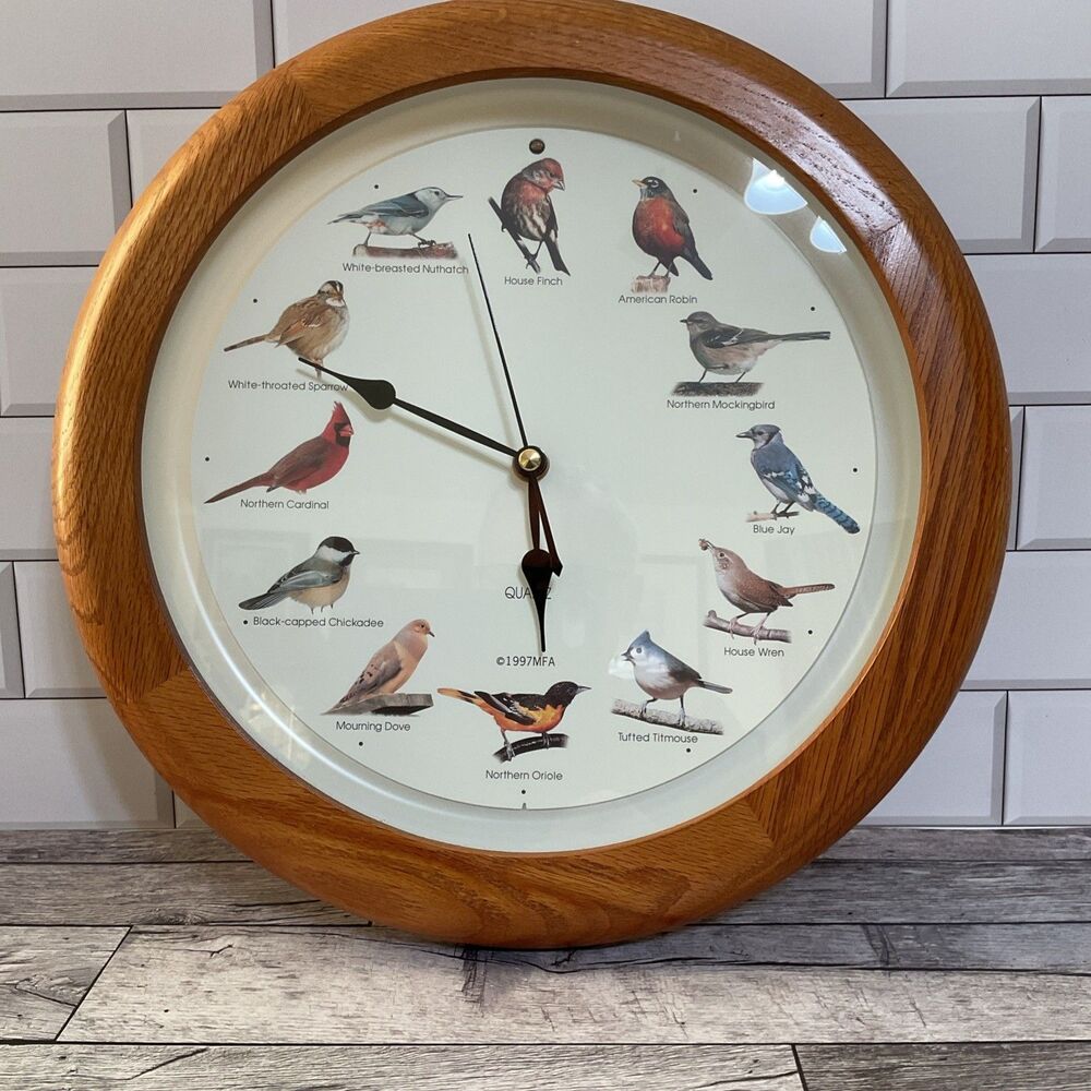 1997 Mfa Audubon Bird Clock. Tested Working! Real Oak And Real Glass.